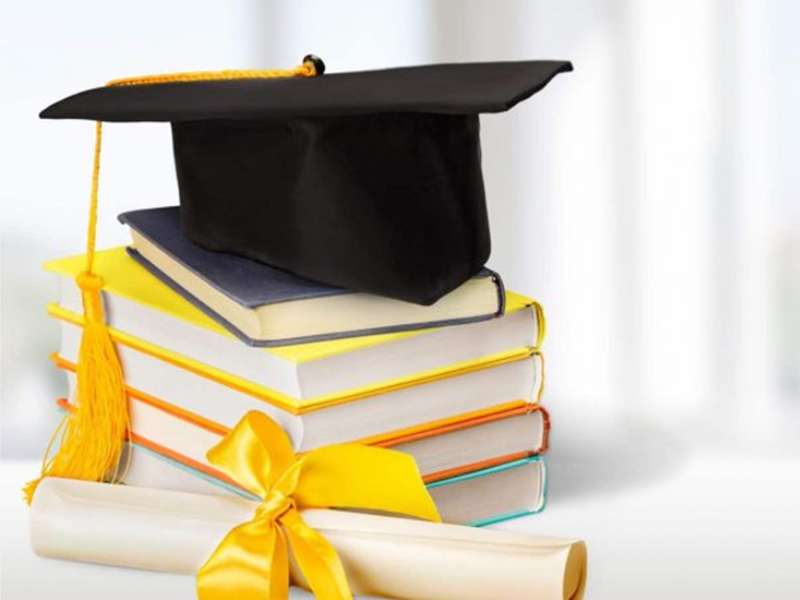 Danh sách sinh viên nhận học bổng khuyến kích học tập - HK 1 (2020-2021)